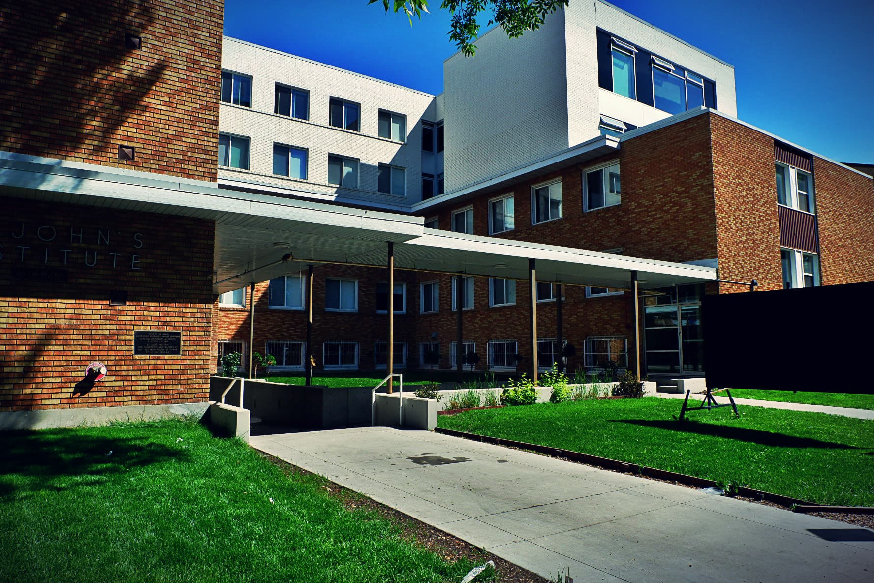 1 Ten on Whyte - Student housing in Edmonton