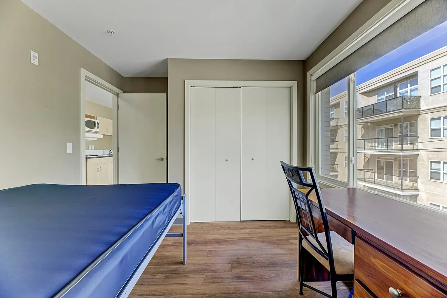 Bedroom with desk