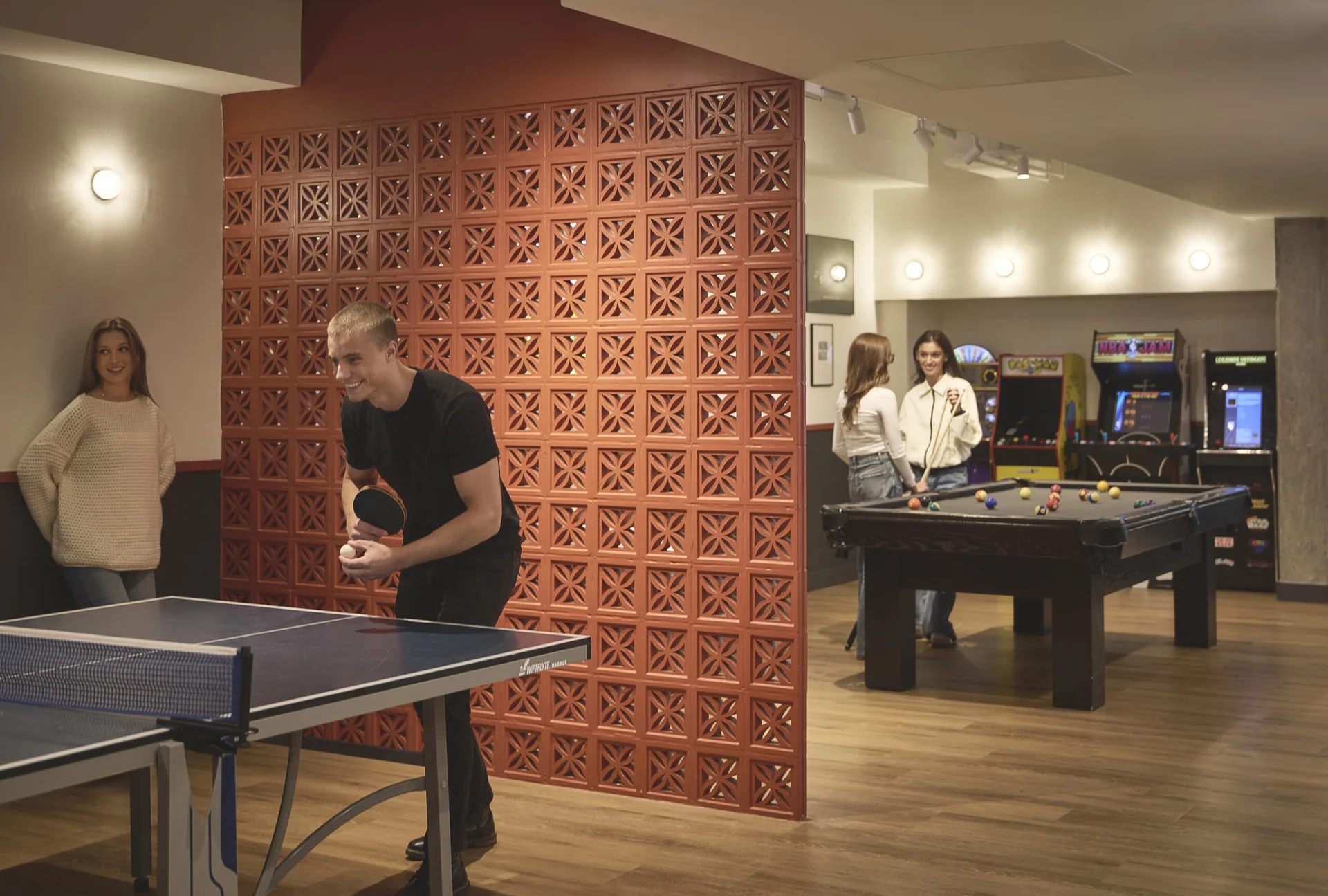 Games Room & Arcade