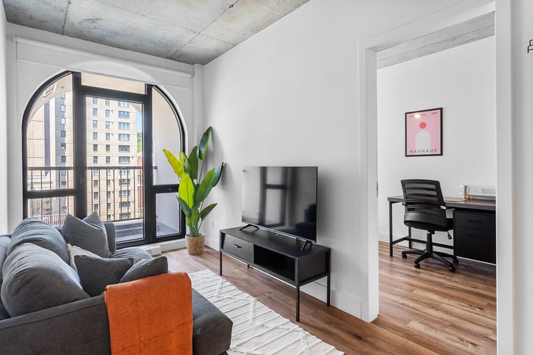 Lounge seating area