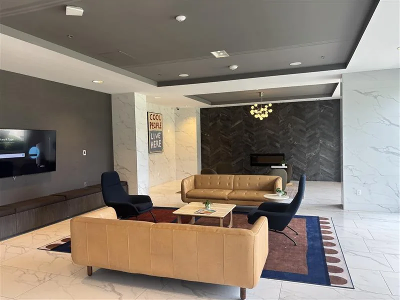 Shared Amenity Space — Lounge with TV