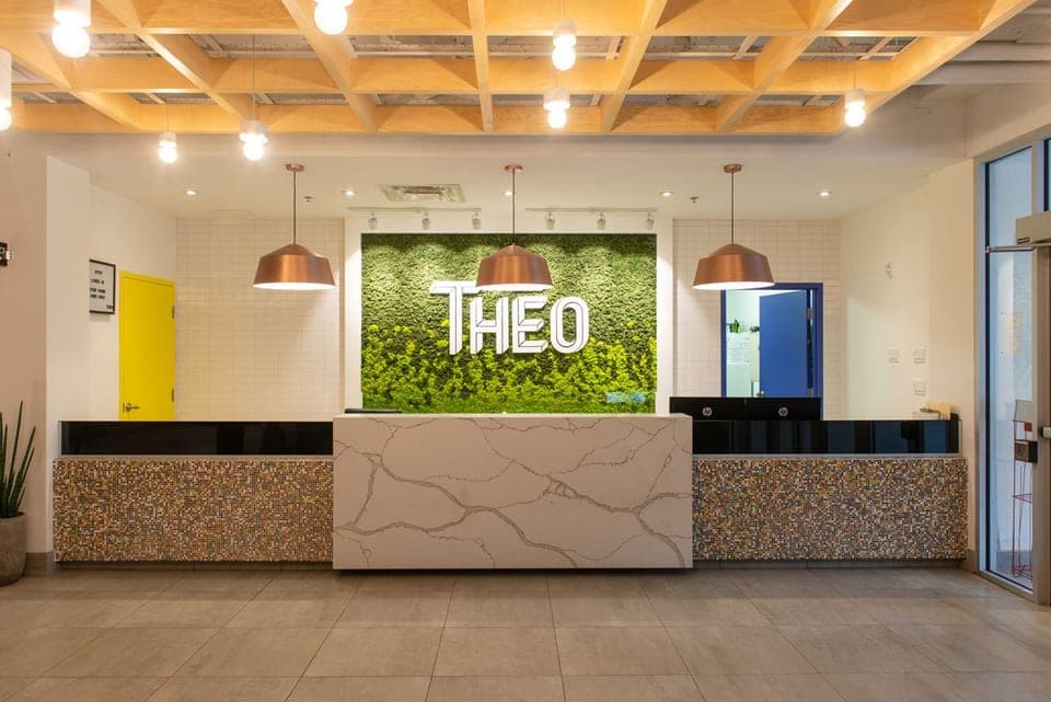 Theo Ottawa student residence